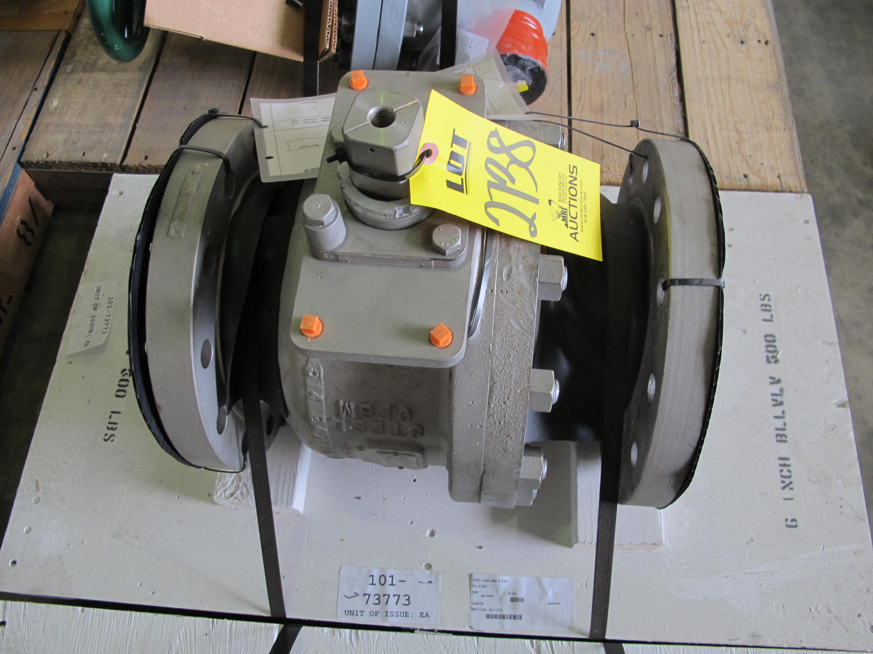 VALVE, BALL TYPE, 6" SIZE, 300 RATING, 316SS MATERIAL, FLANGED CONNECTIONS, TRUNNION STYLE. THIS VALVE IS OBSOLETE AND SHOULD ONLY BE USED TO REPLACE AN EXISTING MODEL 6300 BALL VALVE IN PLANT. DO NOT USE THIS VALVE IN APPLICATION WHERE A MODEL 9300 HAS BEEN INSTALLED UNDER RCCS CS-R-35 (SEE 990069) KEY 44 -PLANNER FIELD VERIFICATION OF MODEL 6300 PRIOR TO ISSUING THE VALVE TO AN, PART # 6"-6300-71-3600MT (W-51) LOADING & HANDLING FEE $15-